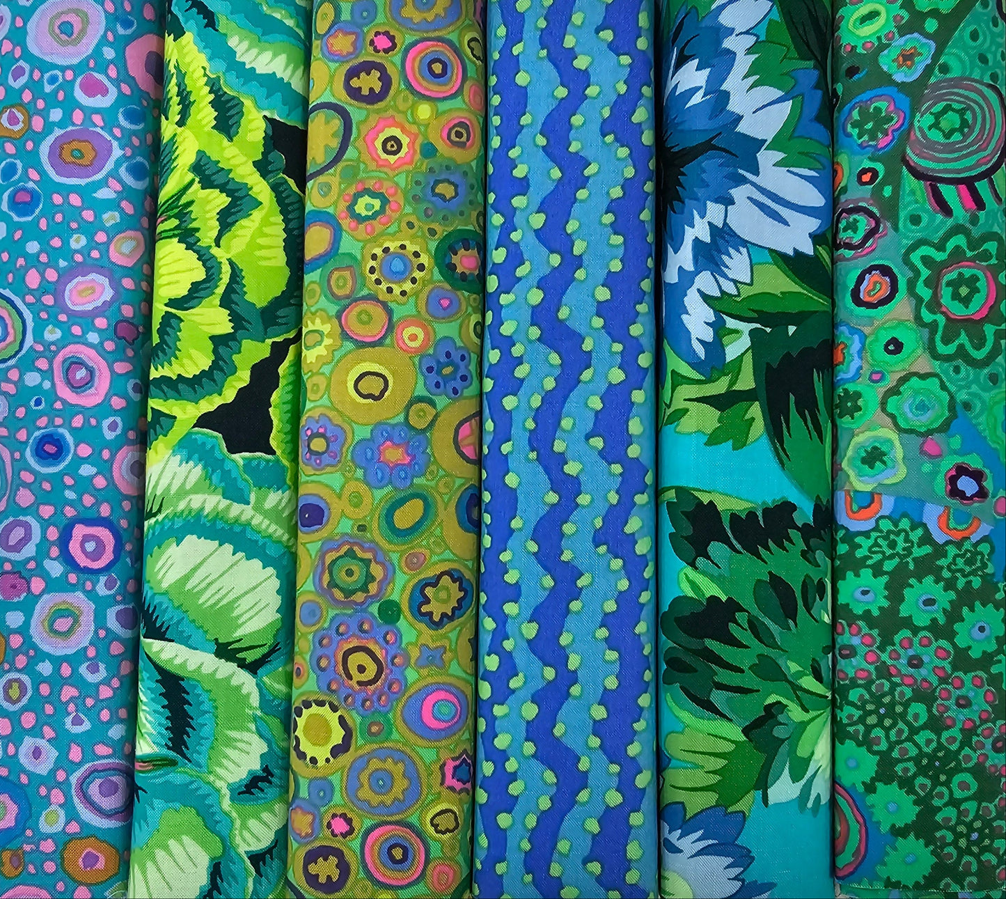 Simply 6 - Half Yard Bundle: Floral, Circles, Wavy