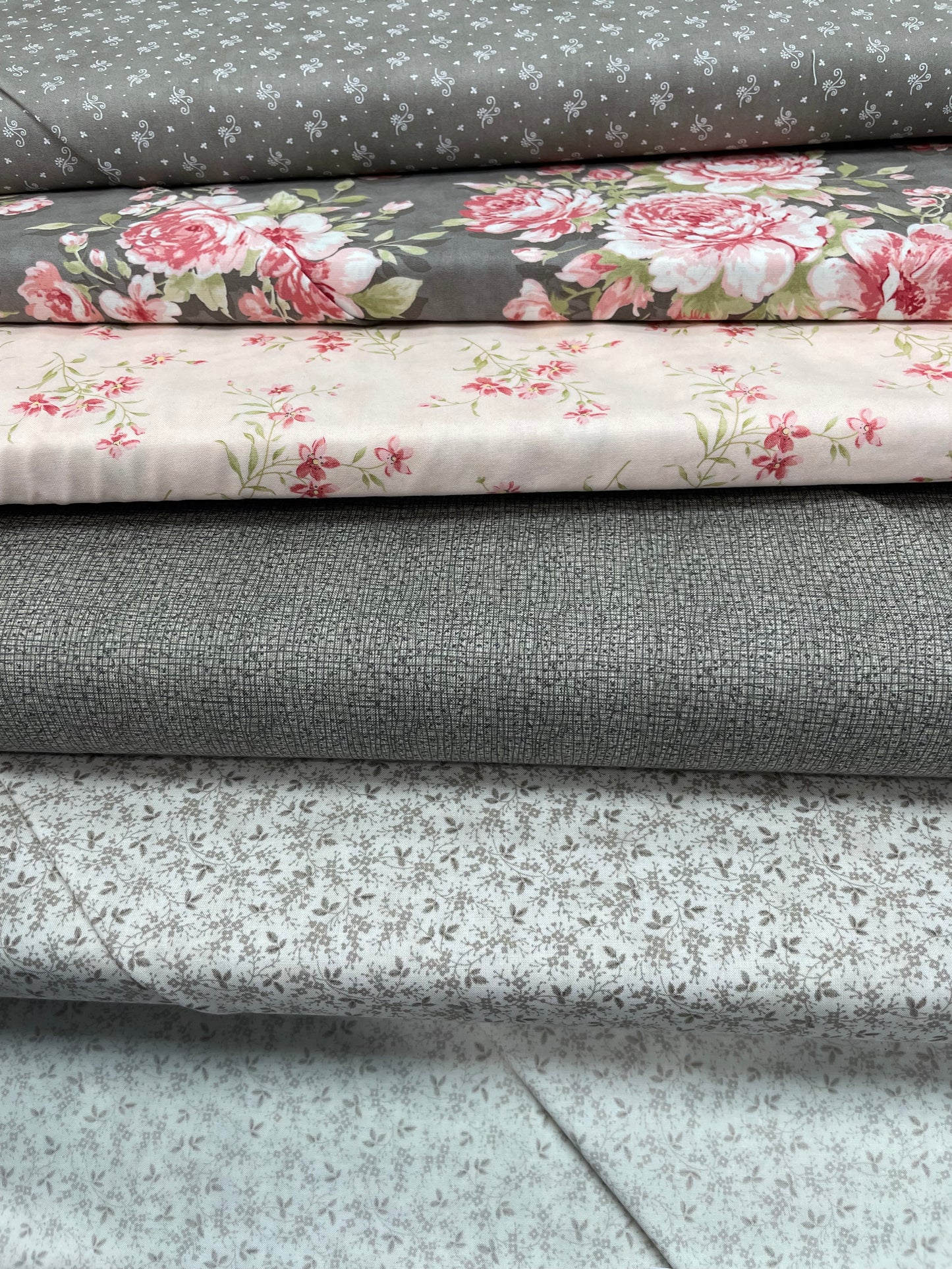 Lucky Break Mini Mystery Bundle - Roses