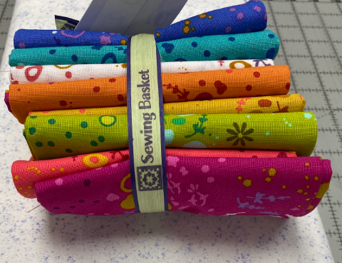 7 Fat Quarter bundle - Sun Prints by Allison Glass