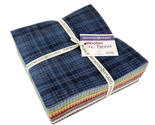 Maywood Studio - Woolies Flannel, Layer Cake, 100 squares